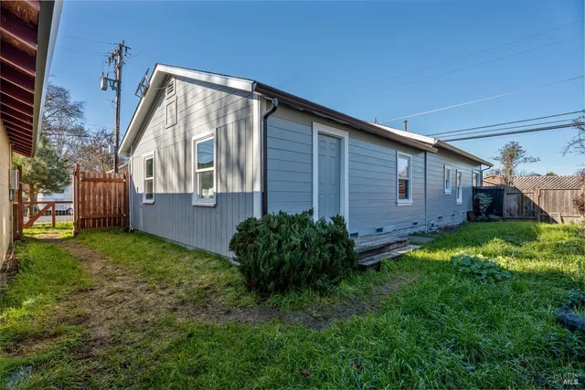 $379,000 | 309 East Valley Street, Willits, CA 95490
