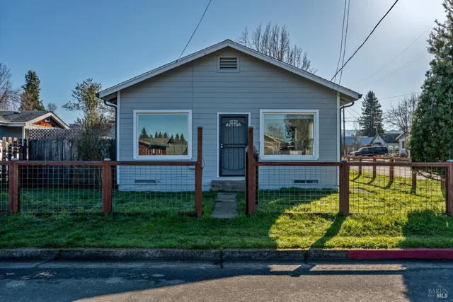 $379,000 | 309 East Valley Street, Willits, CA 95490