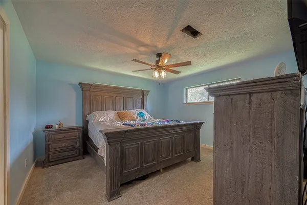 $2,800 | 109 Fox Hollow Drive, Baytown, TX 77521