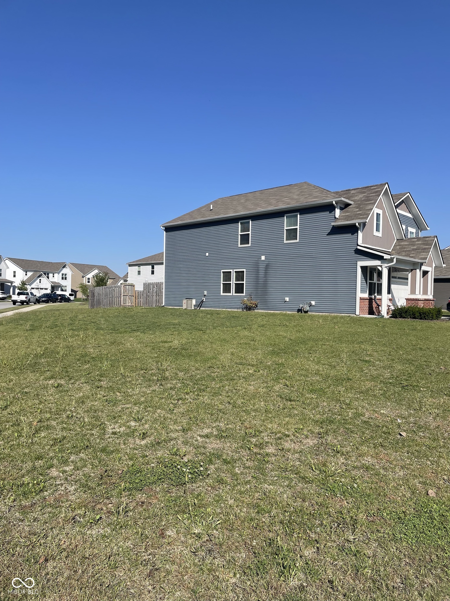 4562 Blacktail Dr. Indianapolis, IN 46239 - Photo 3 of 37