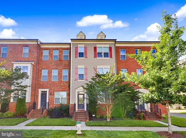$574,900 | 13813 Byrne Park Drive, Clarksburg, MD 20871