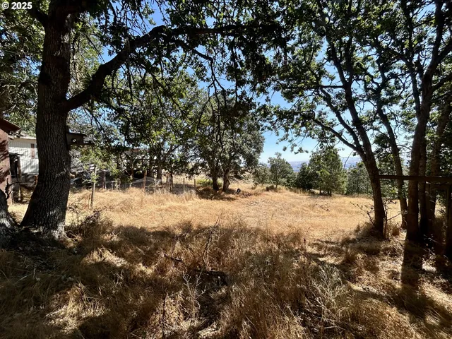 $325,000 | 6520 7 Mile Hill Road, The Dalles, OR 97058