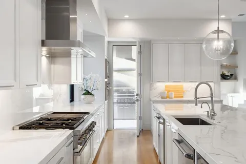 $3,975,000 | 6215 Yorkshire Drive, Dallas, TX 75230