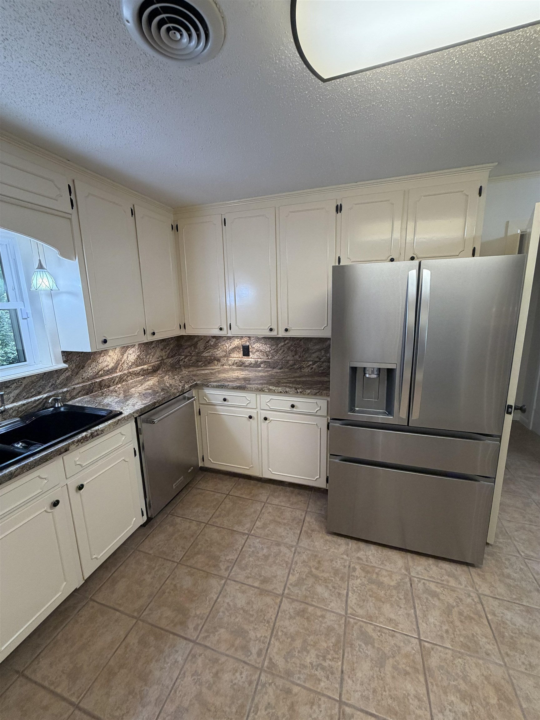 2320 Grangeway Road Marshall, TX 75672 - Photo 10 of 36 Gallery Image 10