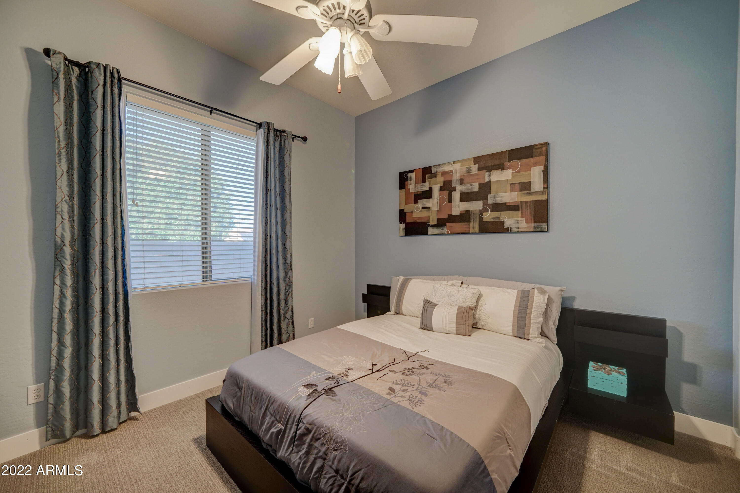 6839 West Rowel Road Peoria, AZ 85383 - Photo 15 of 24 6839 W Rowel Rd-15