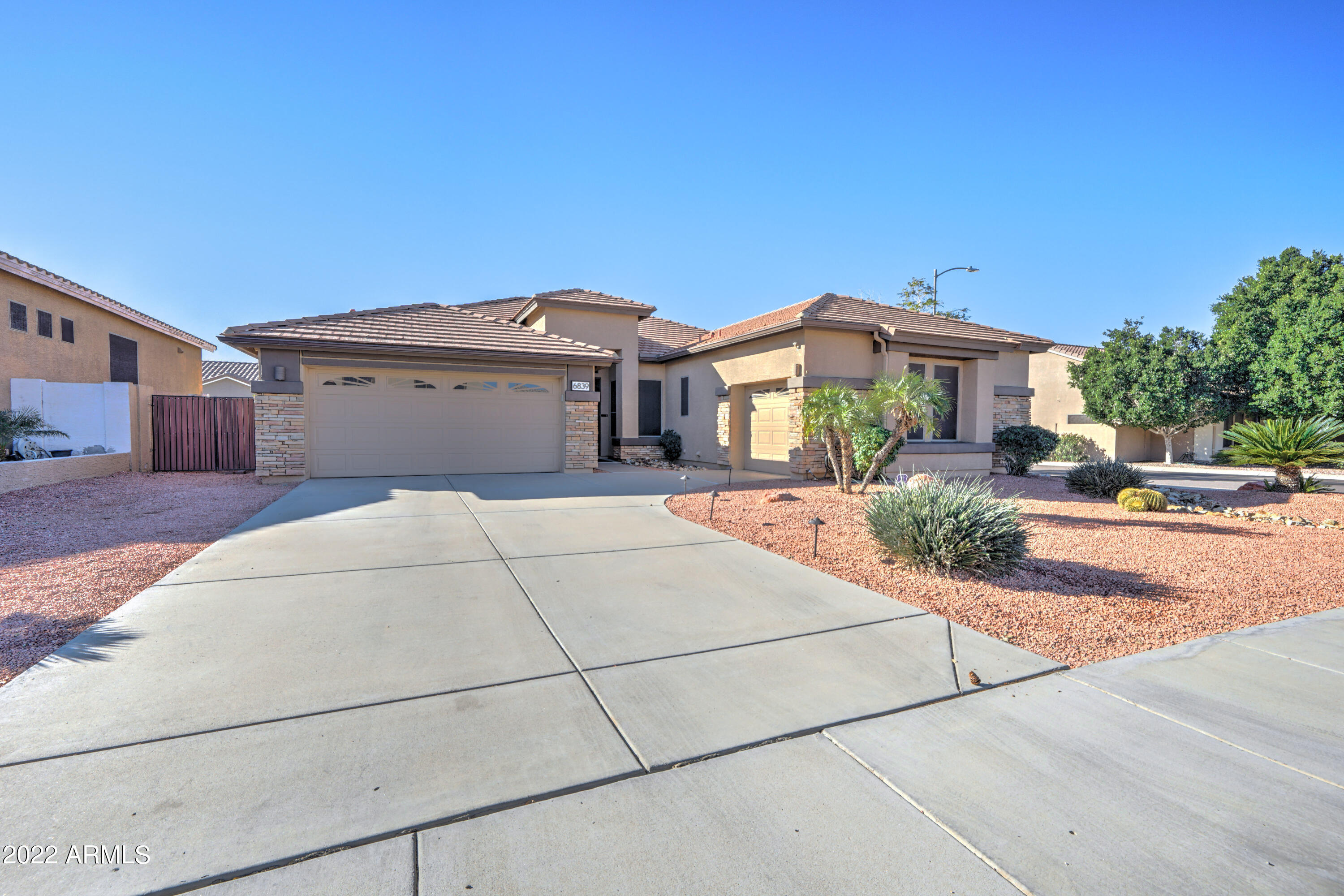 6839 West Rowel Road Peoria, AZ 85383 - Photo 2 of 24 6839 W Rowel Rd-2
