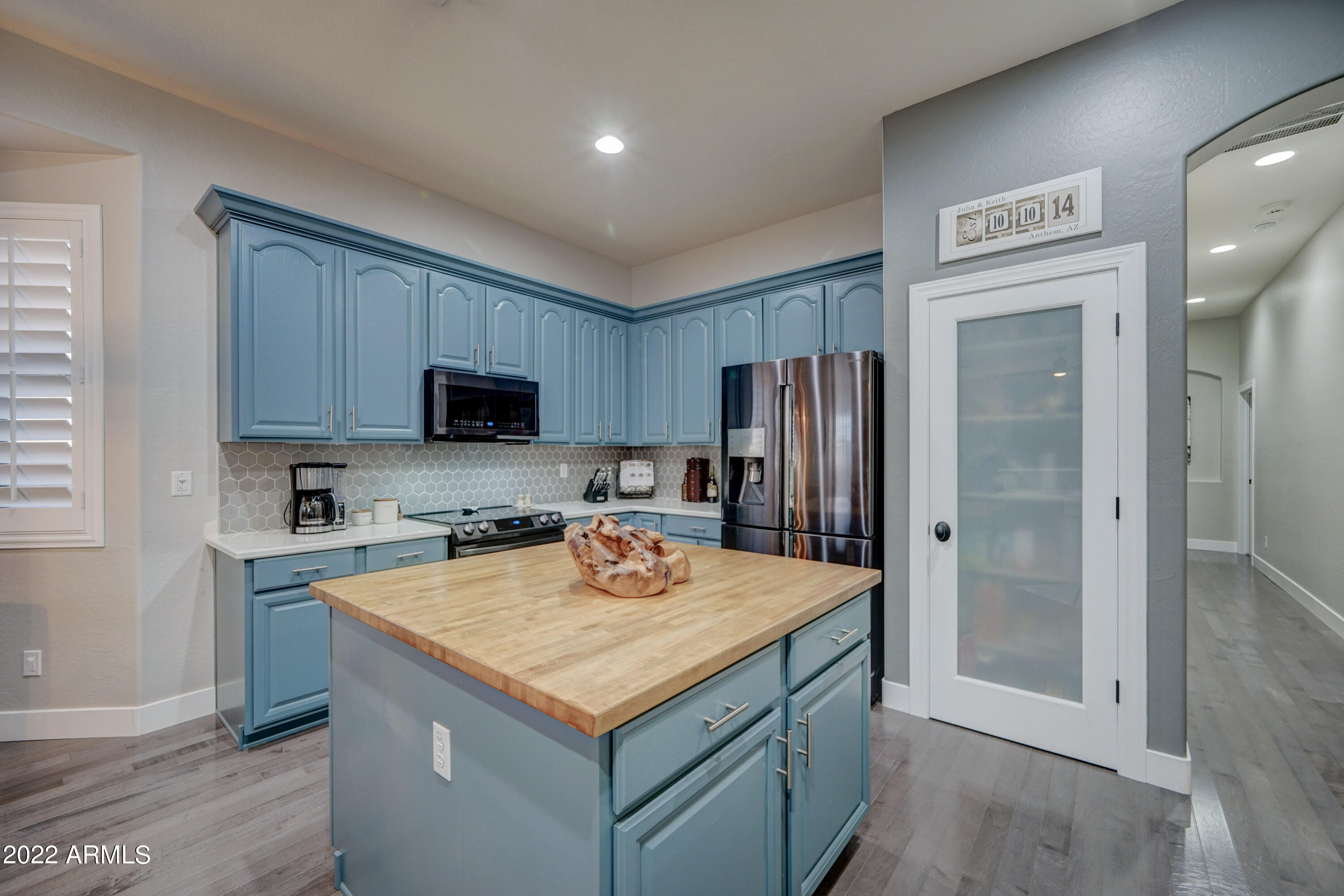 6839 West Rowel Road Peoria, AZ 85383 - Photo 10 of 24 6839 W Rowel Rd-10