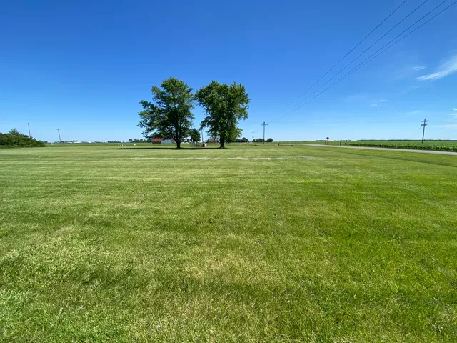 $233,000 | 1902 County Road 3000 North, Rantoul, IL 61866