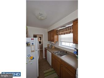 9213 Horatio Road Philadelphia, PA 19114 - Photo 5 of 12 Gallery Image 5