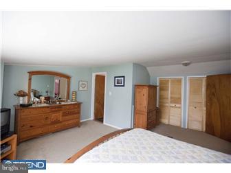 9213 Horatio Road Philadelphia, PA 19114 - Photo 9 of 12 Gallery Image 9