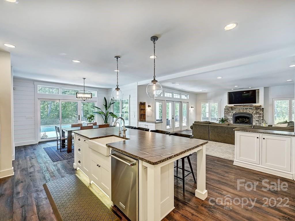 668 Faith Road Mooresville, NC 28115 - Photo 10 of 45 Gallery Image 10