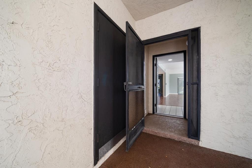 700 Starkey Road, Unit 1111 Largo, FL 33771 - Photo 2 of 38