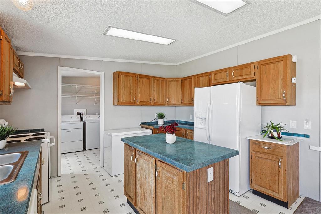 5900 Smiley Road Celina, TX 75009 - Photo 17 of 39