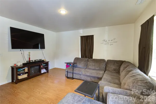 $295,000 | 419 North Academy Street, Mooresville, NC 28115