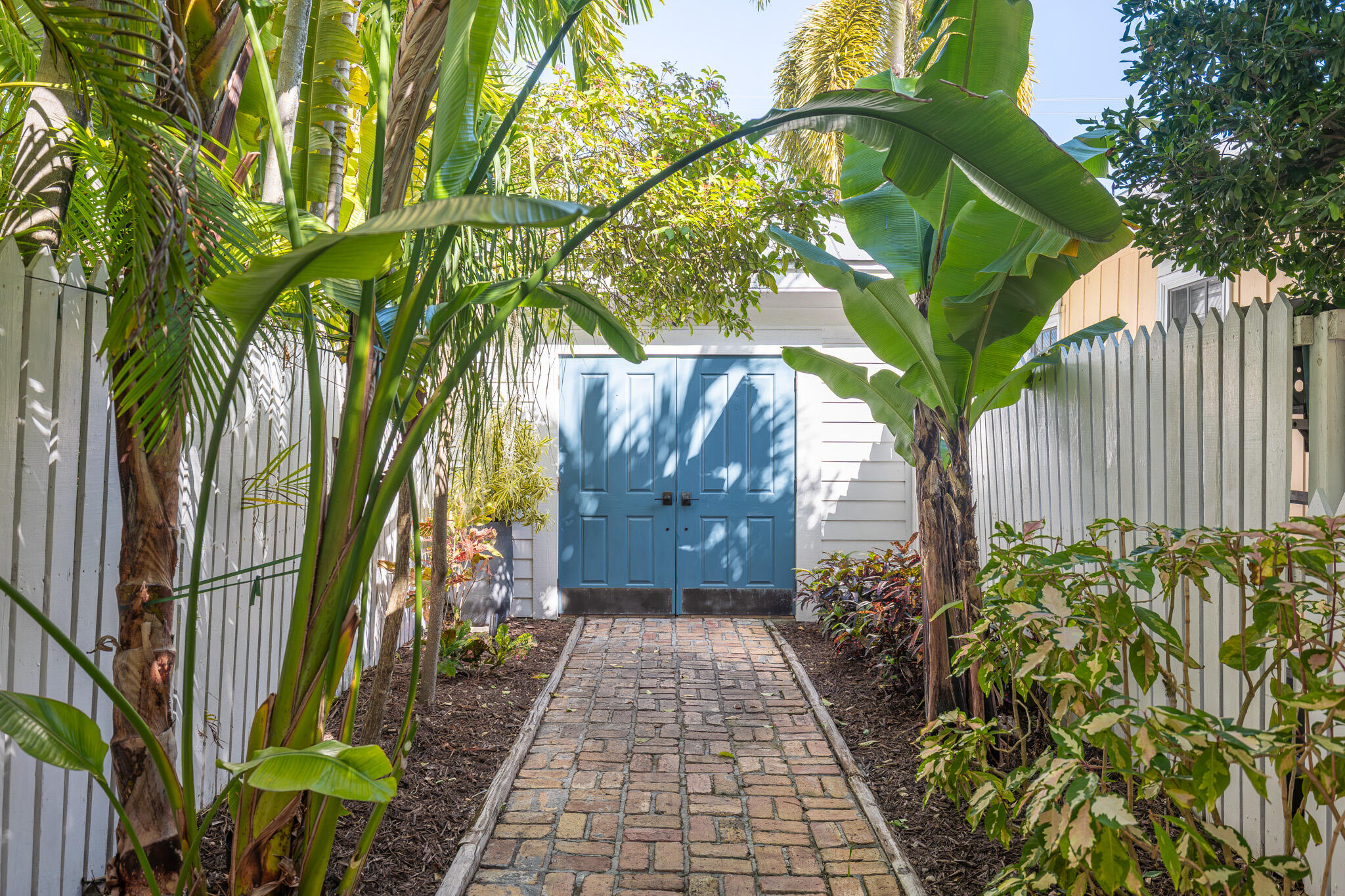 1012 Packer Street, Unit 7A Key West, FL 33040 - Photo 1 of 21 474A0125