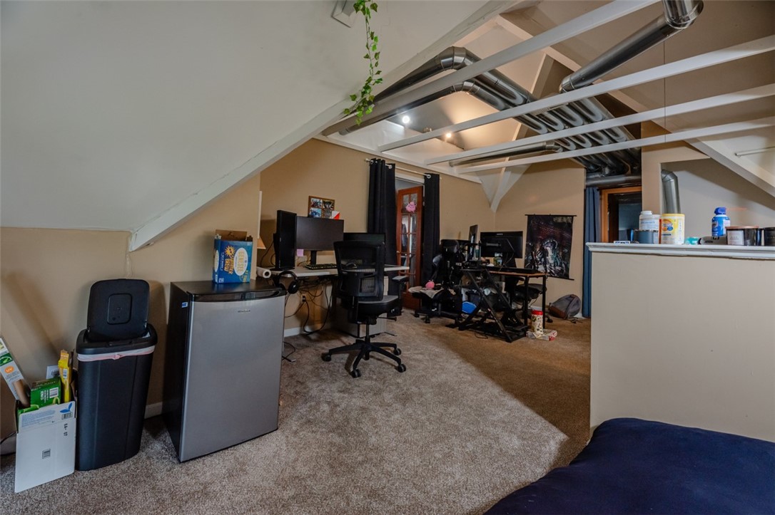 39 Oxford Street Rochester, NY 14607 - Photo 21 of 49