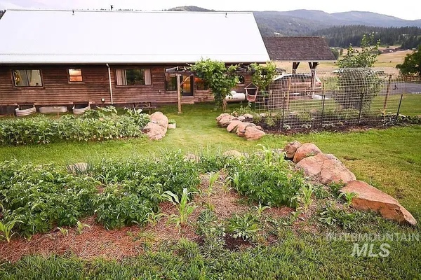 $867,000 | 124 Mill Creek Meadow, Grangeville, ID 83530