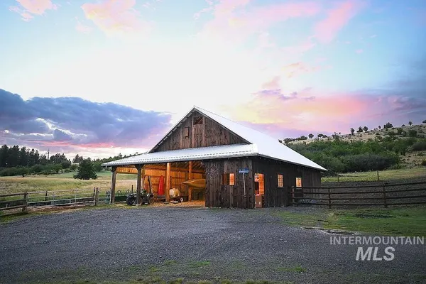 $867,000 | 124 Mill Creek Meadow, Grangeville, ID 83530