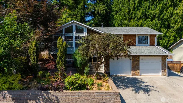 $950,000 | 1127 204th Place Southeast, Bothell, WA 98012