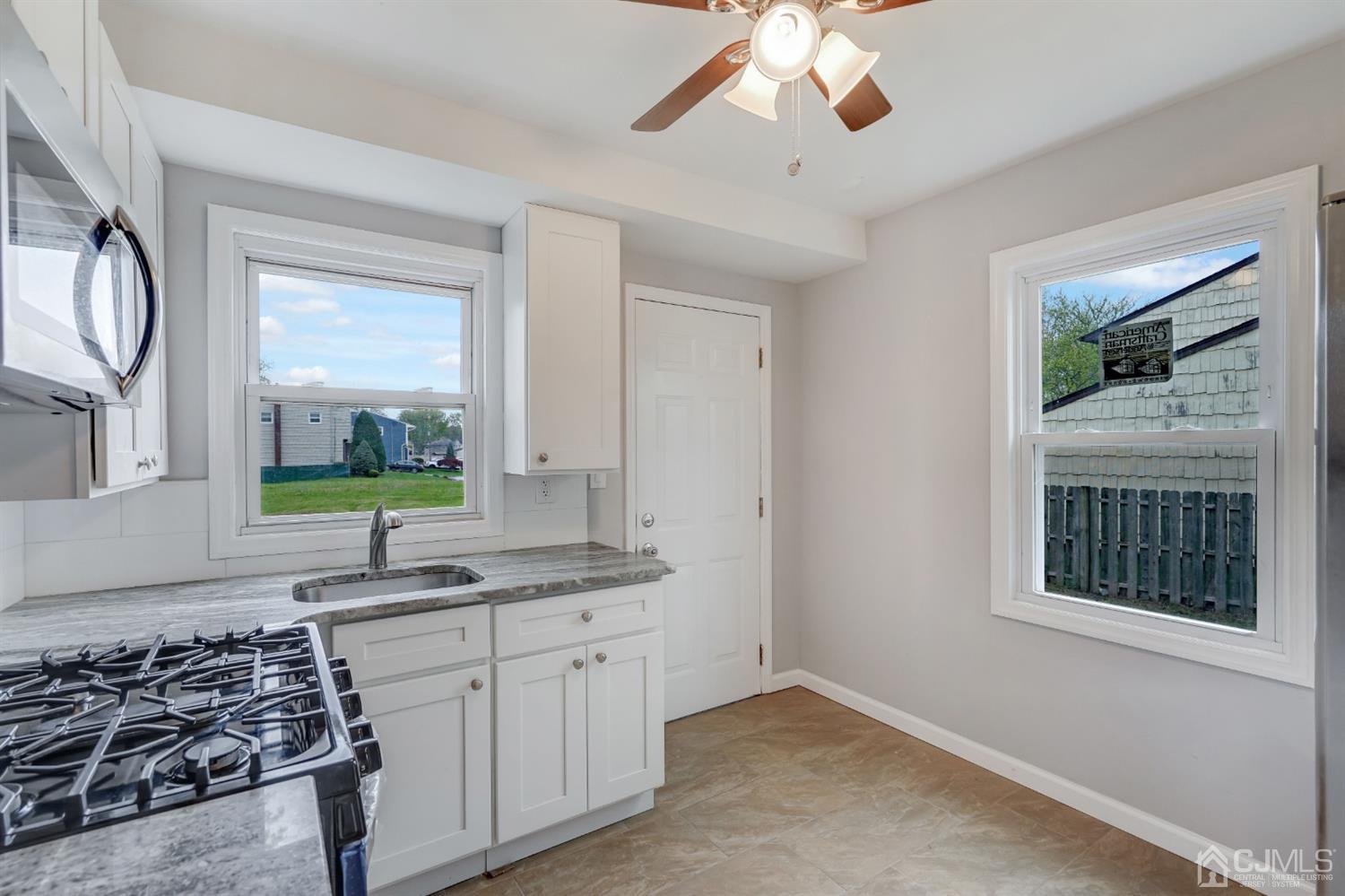 465 Inman Avenue Colonia, NJ 07067 - Photo 15 of 27 Gallery Image 15