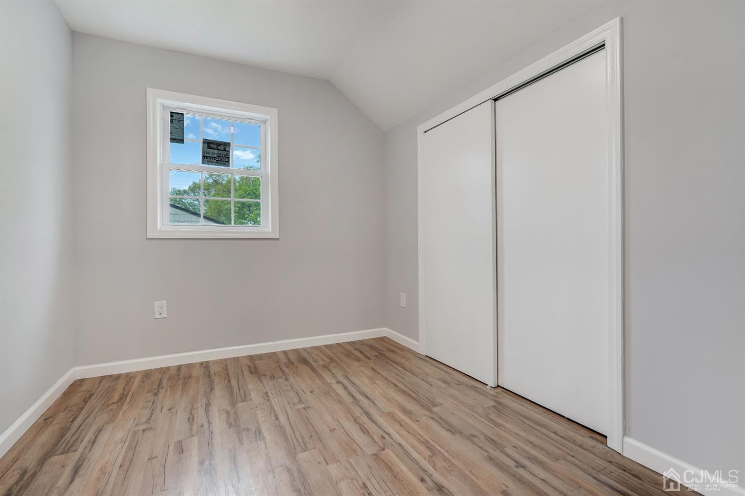 465 Inman Avenue Colonia, NJ 07067 - Photo 20 of 27 Gallery Image 20