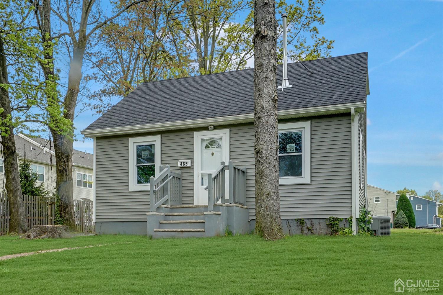 465 Inman Avenue Colonia, NJ 07067 - Photo 3 of 27 Gallery Image 3