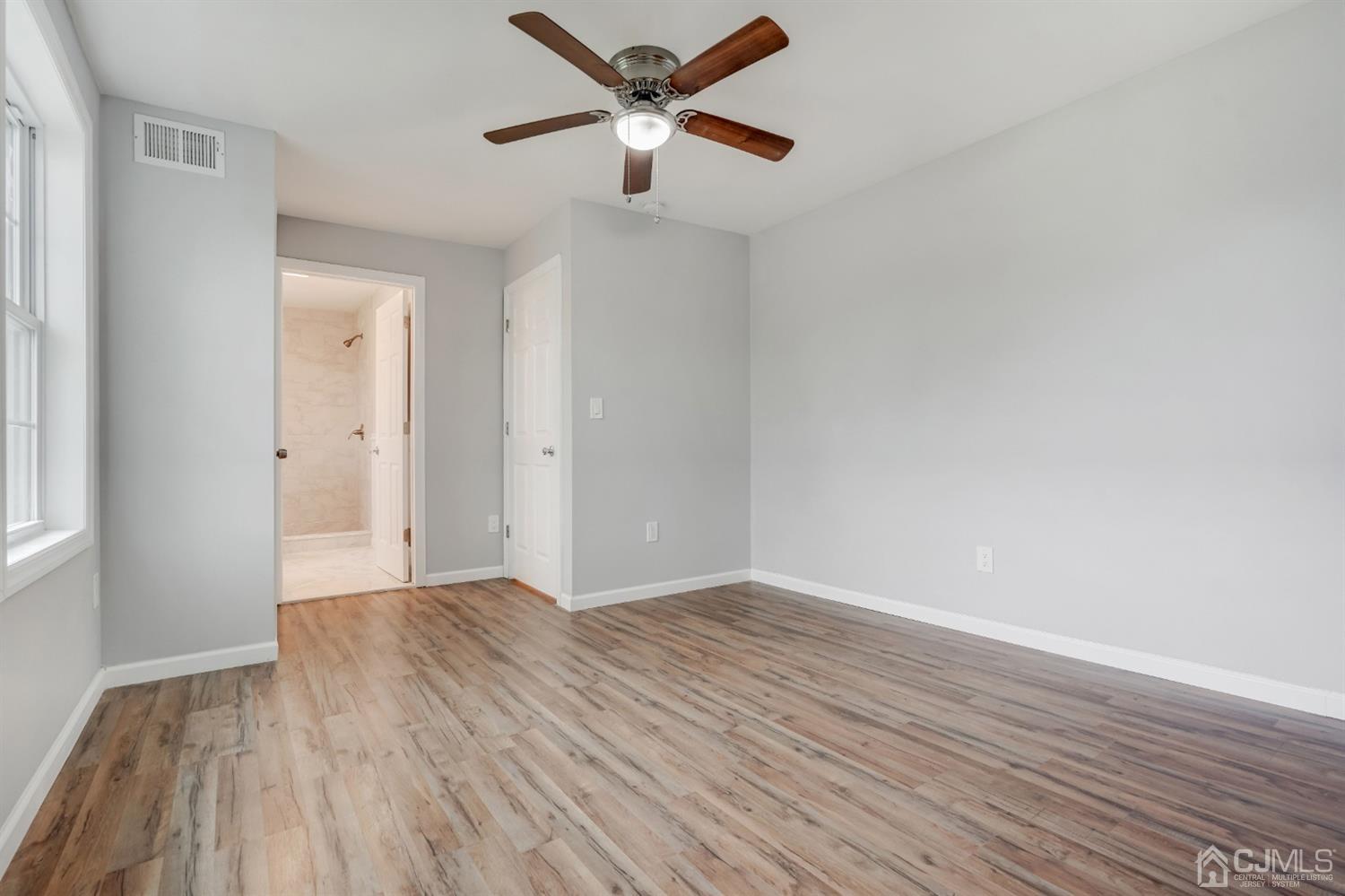 465 Inman Avenue Colonia, NJ 07067 - Photo 22 of 27 Gallery Image 22