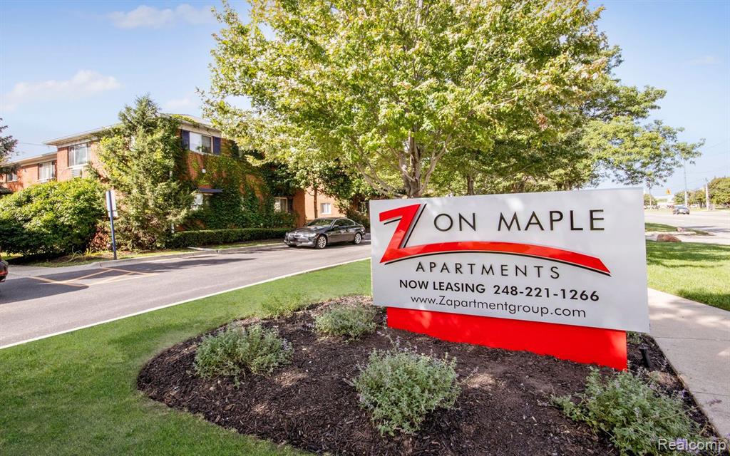 629 West Maple Road, Unit 13 Clawson, MI 48017 - Photo 15 of 15