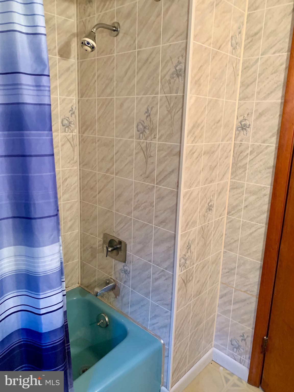 11350 Baker Road Keymar, MD 21757 - Photo 35 of 102 first floor full bath