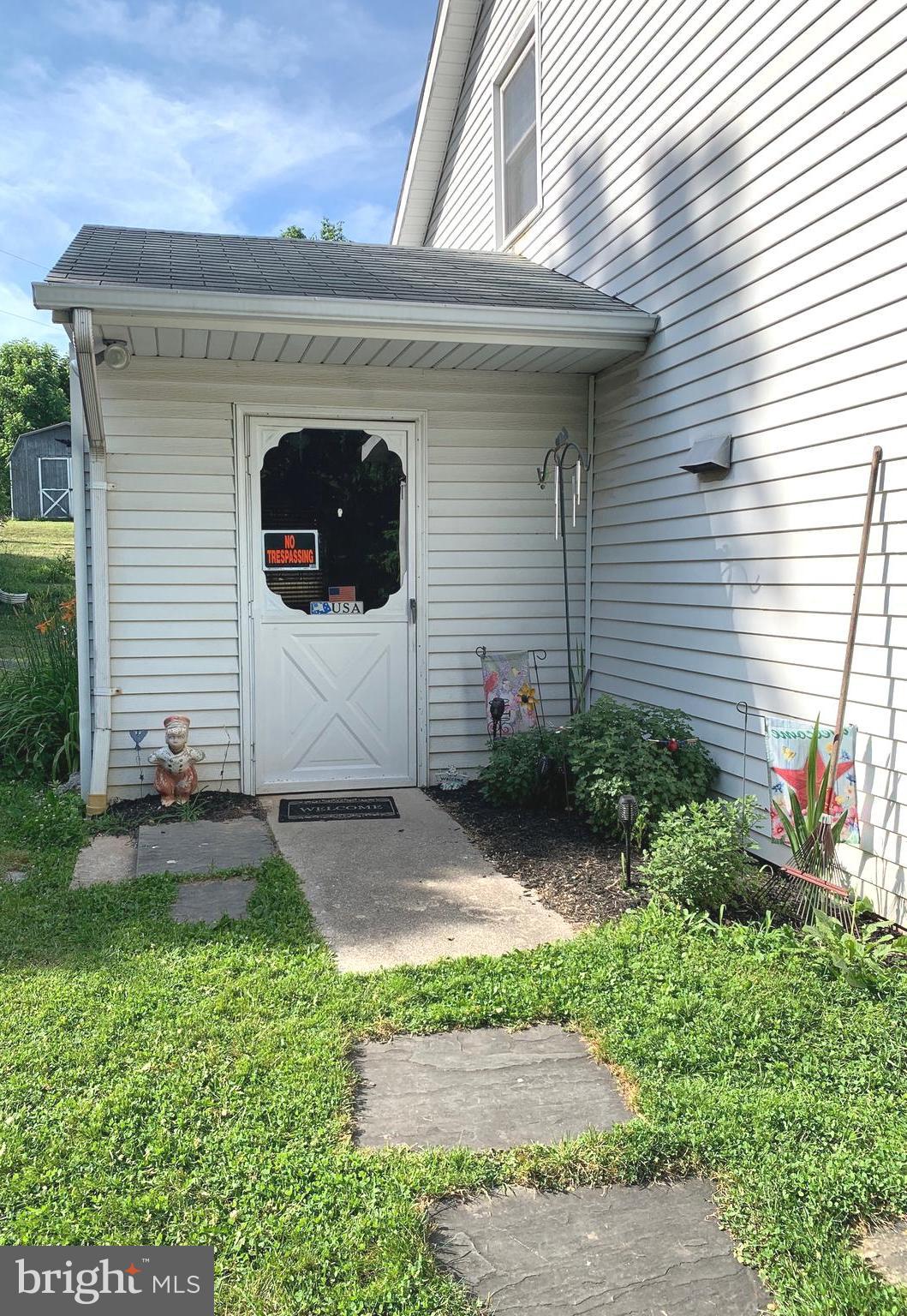 11350 Baker Road Keymar, MD 21757 - Photo 69 of 102 Enclosed porch, mud rm/sun rm.