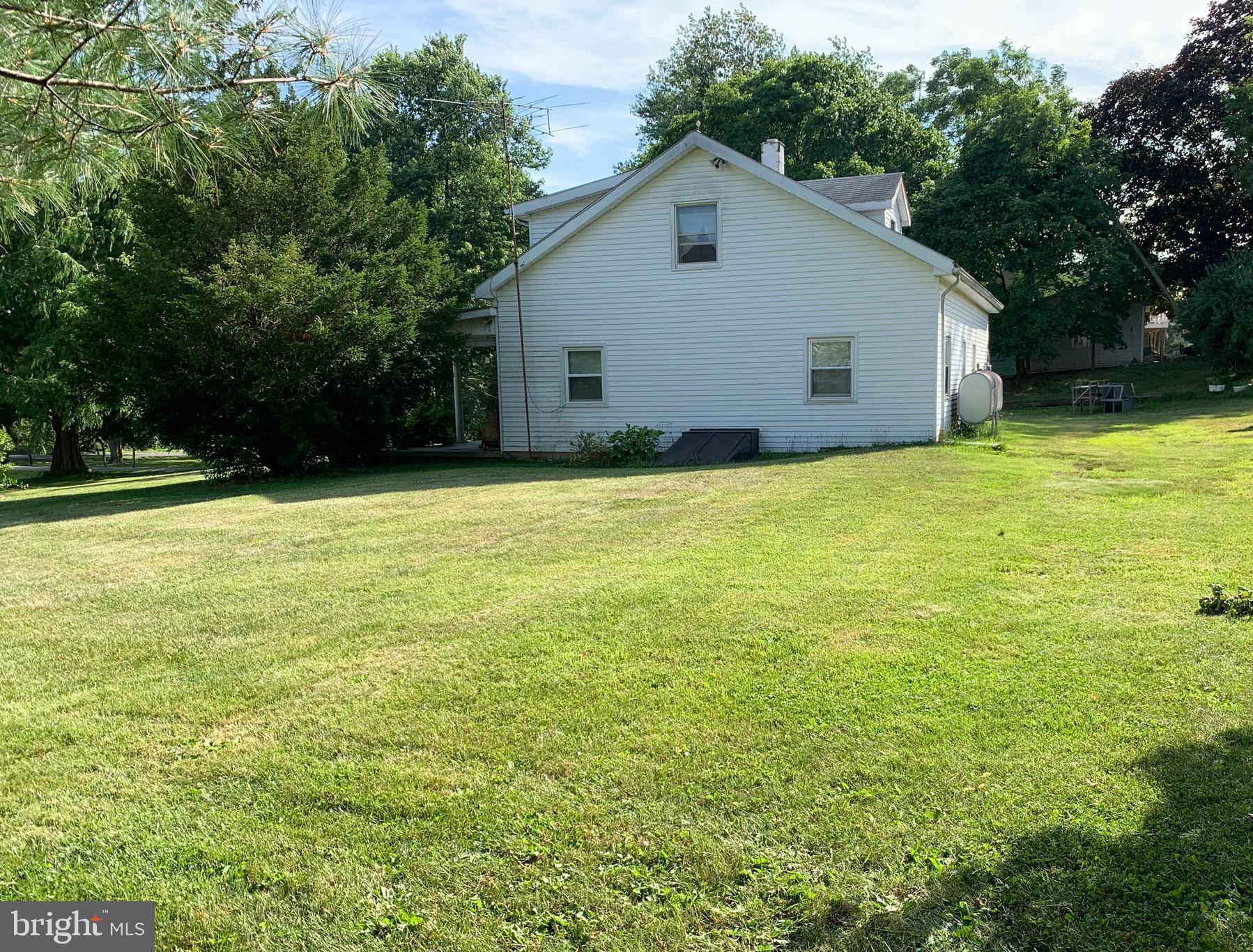 11350 Baker Road Keymar, MD 21757 - Photo 89 of 102 side yard facing house