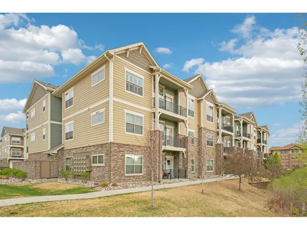 $355,000 | 4612 Hahns Peak Drive, Unit 308, Loveland, CO 80538