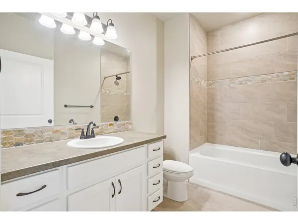$355,000 | 4612 Hahns Peak Drive, Unit 308, Loveland, CO 80538
