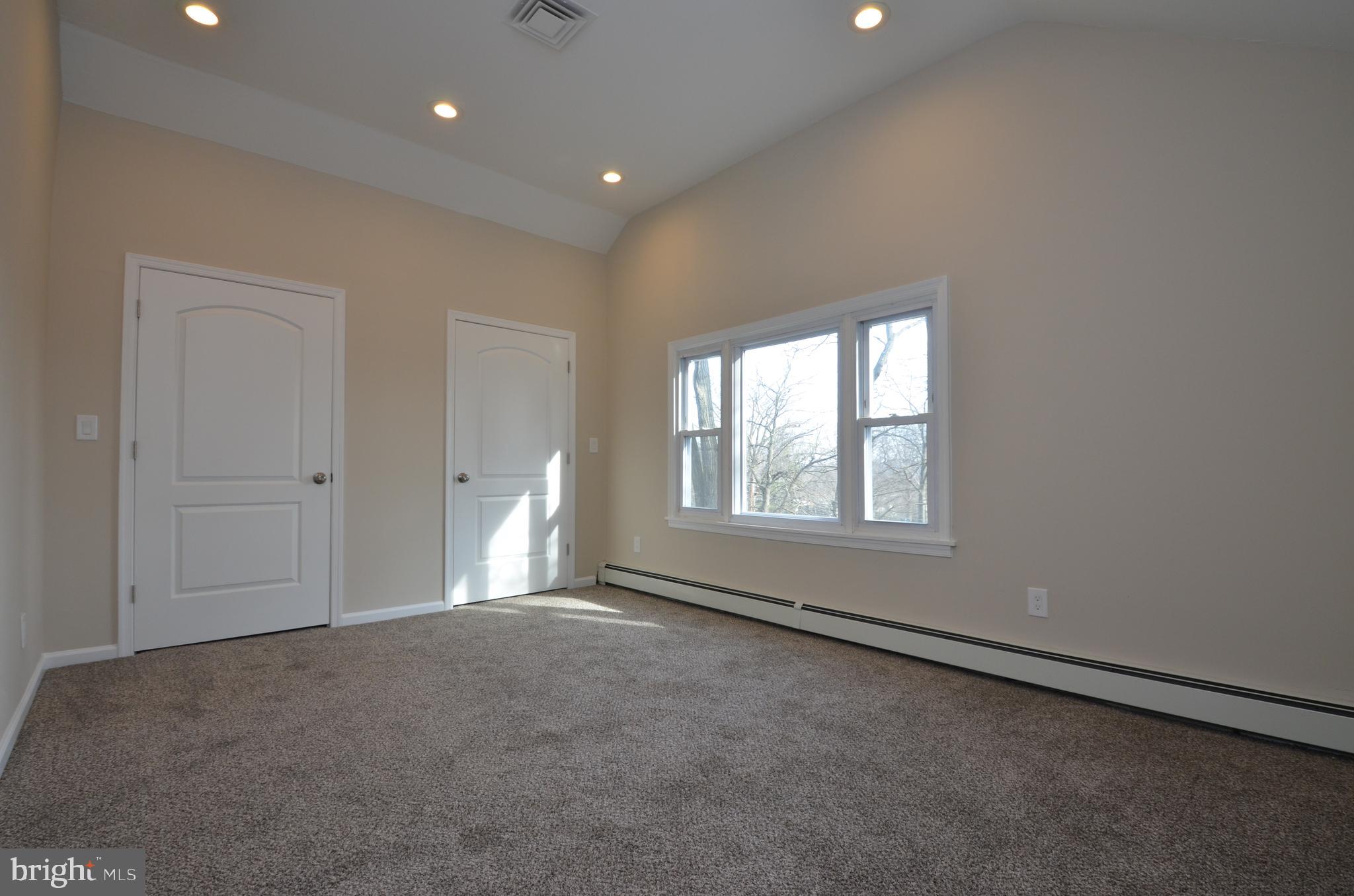 26 Edgemont Road West Orange, NJ 07052 - Photo 11 of 24 Gallery Image 11