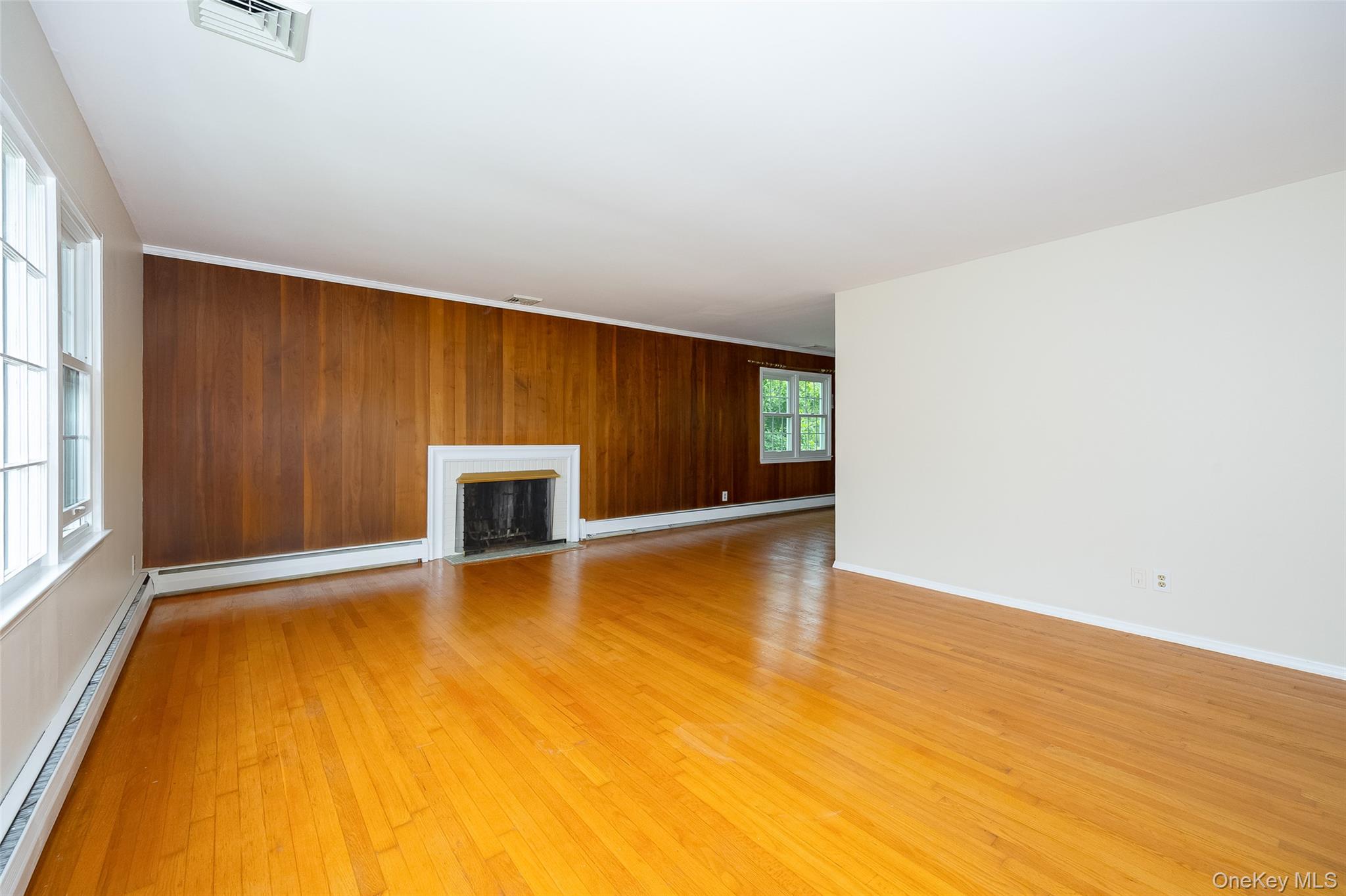 5 Millbank Road Poughkeepsie, NY 12603 - Photo 4 of 29