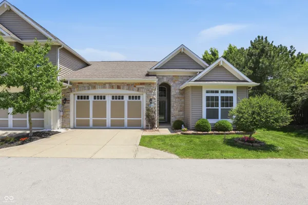 $299,900 | 561 Rickels Court, Whiteland, IN 46184