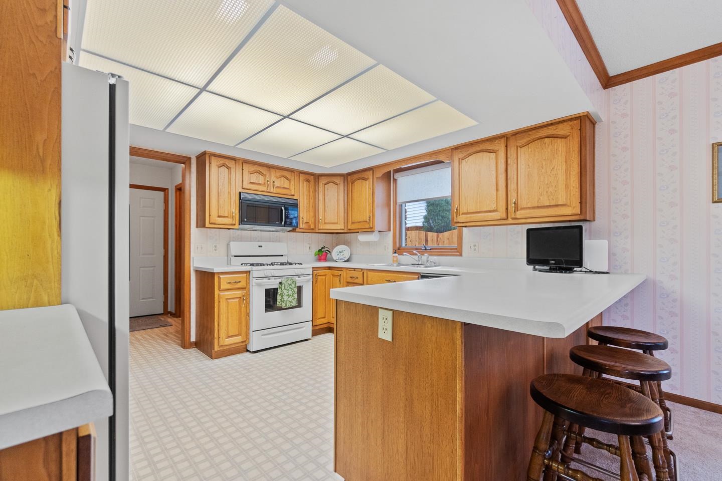 6327 Riptide Way Fort Wayne, IN 46845 - Photo 12 of 28 Gallery Image 12