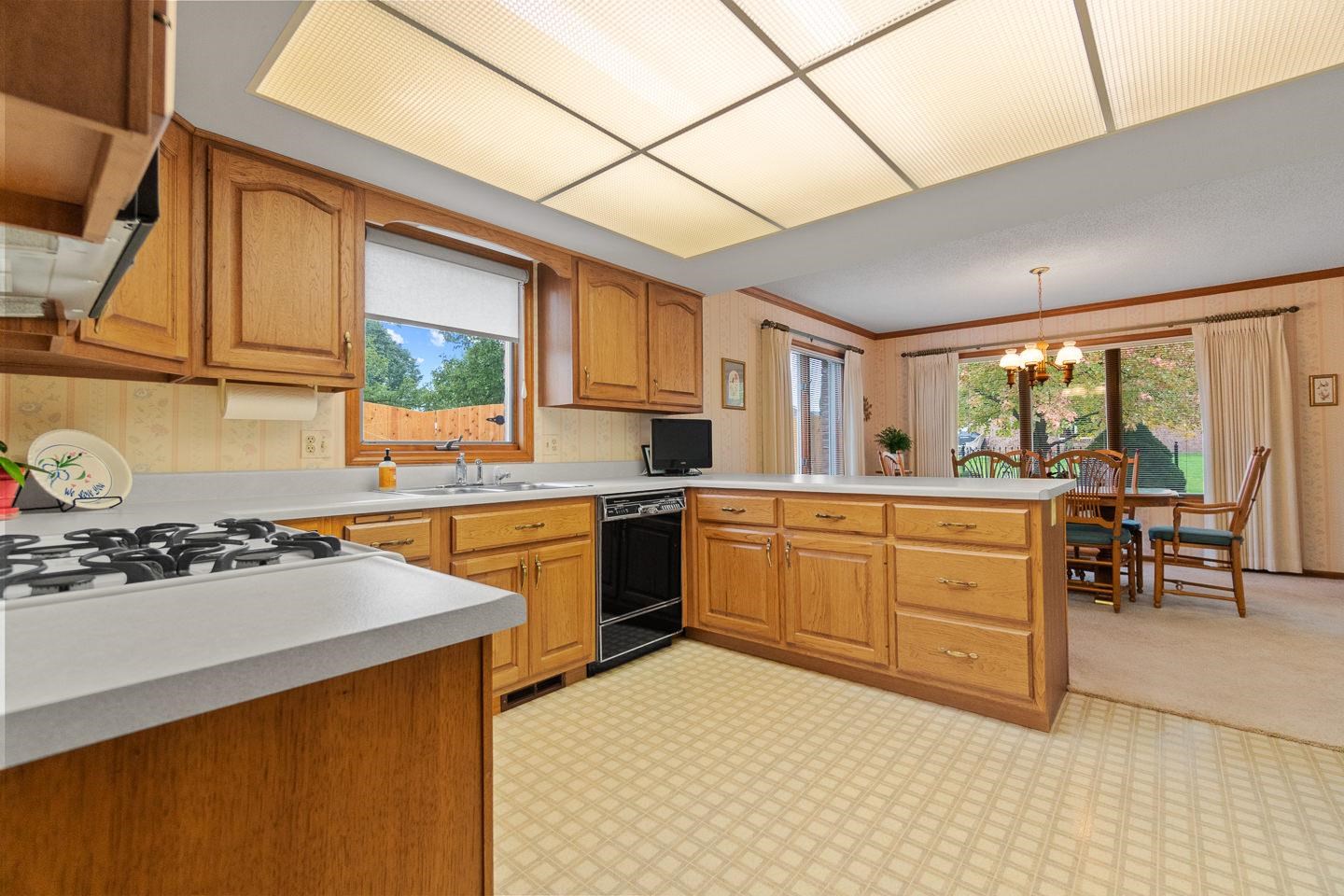 6327 Riptide Way Fort Wayne, IN 46845 - Photo 14 of 28 Gallery Image 14