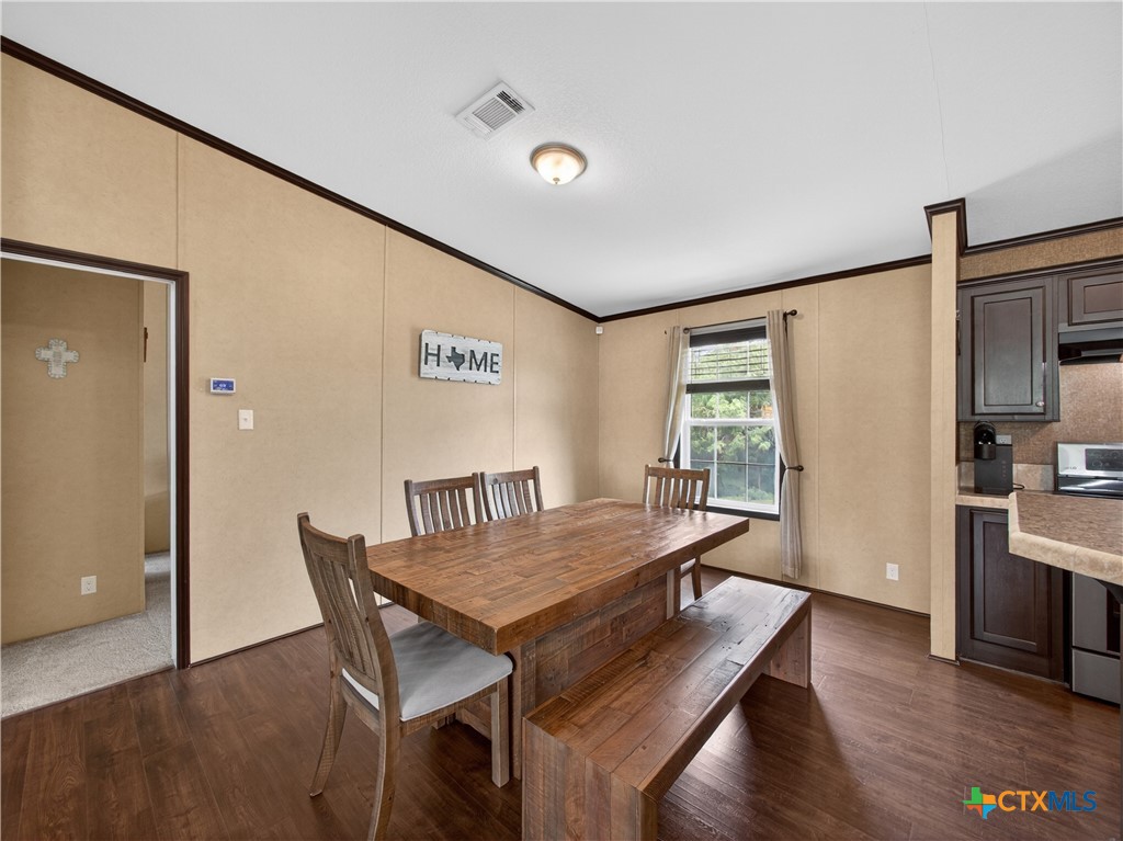 149 High Ridge Meadows Drive Gonzales, TX 78629 - Photo 6 of 36