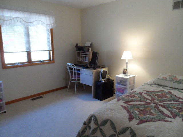 214 Florence Road Inverness, IL 60010 - Photo 15 of 25