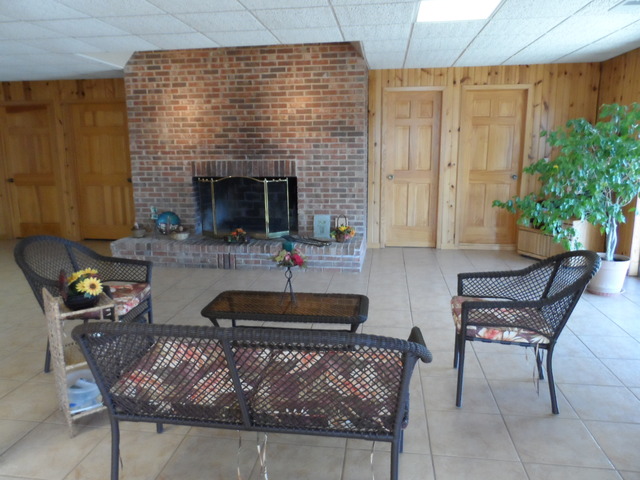 214 Florence Road Inverness, IL 60010 - Photo 17 of 25