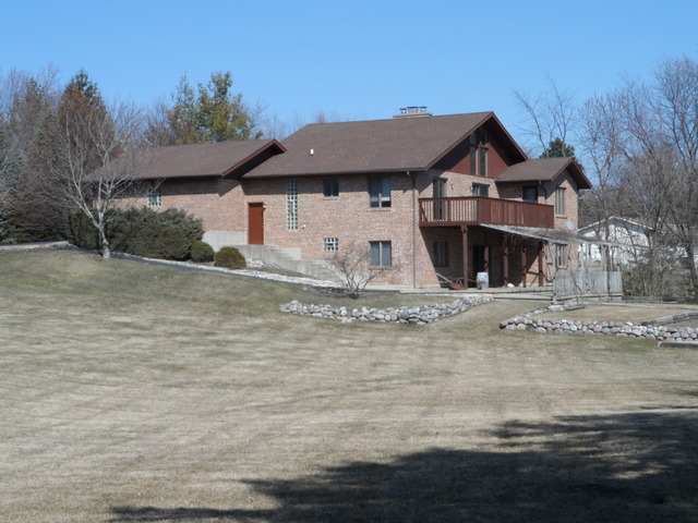 214 Florence Road Inverness, IL 60010 - Photo 2 of 25