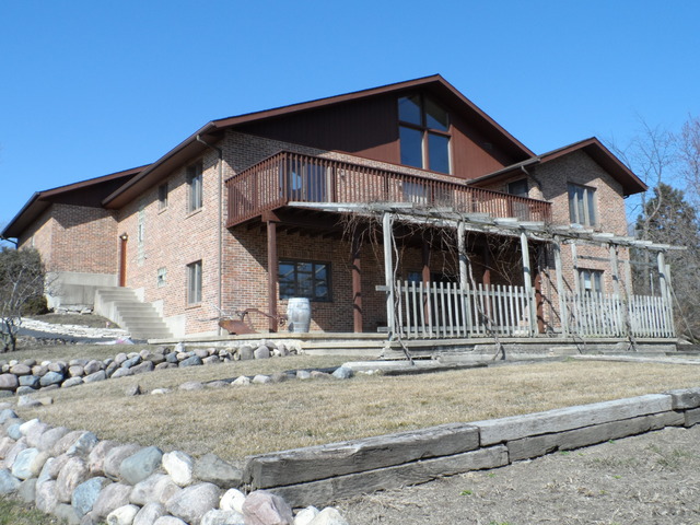 214 Florence Road Inverness, IL 60010 - Photo 3 of 25