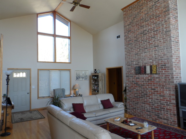 214 Florence Road Inverness, IL 60010 - Photo 5 of 25