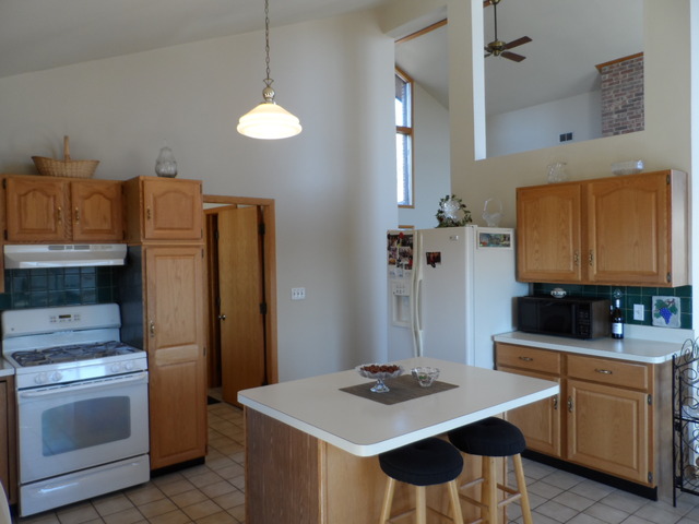 214 Florence Road Inverness, IL 60010 - Photo 8 of 25