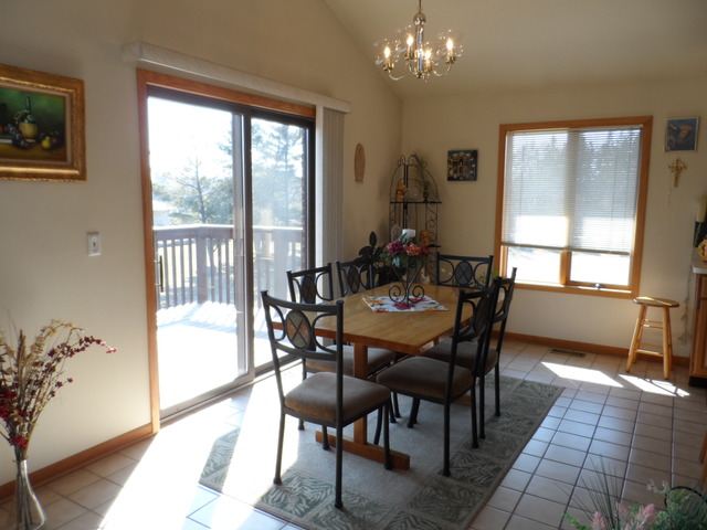 214 Florence Road Inverness, IL 60010 - Photo 9 of 25