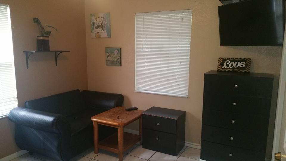 401 Southwest 9th Court Delray Beach, FL 33444 - Photo 11 of 19 14900413_1201830949876842_20980335651451