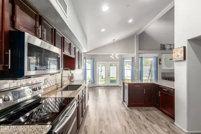 $599,000 | 3940 West Park View Lane, Glendale, AZ 85310