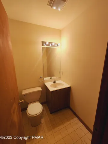 $1,850 | 5 Lenape Drive, East Stroudsburg, PA 18302