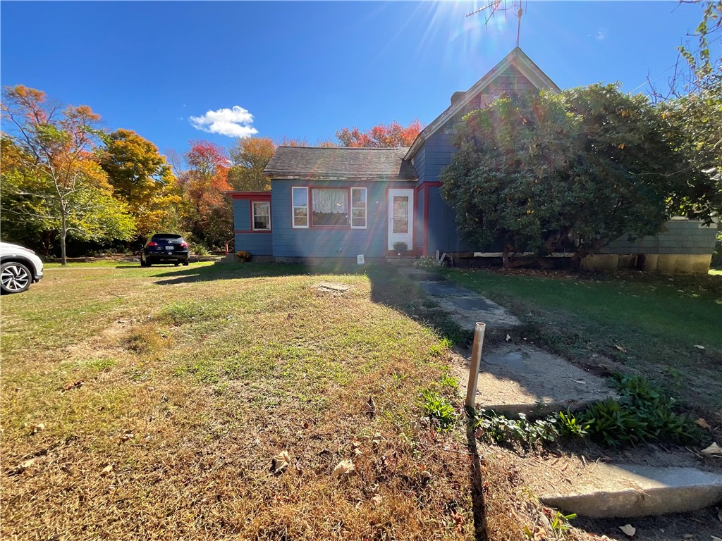 1261 Plainfield Pike Coventry, RI 02827 - Photo 2 of 35